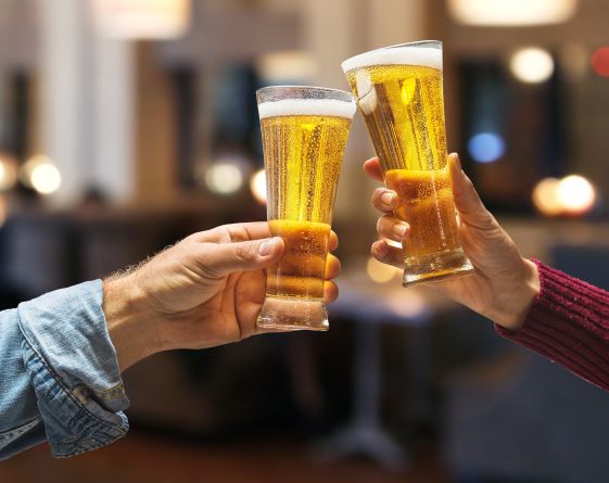 Ver weg ongebruikt Malen Populaire bierglazen – welk bierglas past bij welk bier? - Riké Group