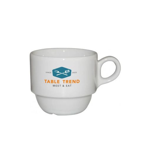 Witte Legio koffie kop 16 cl. porselein met meerkleurig TableTrend-logo op het voorvlak.