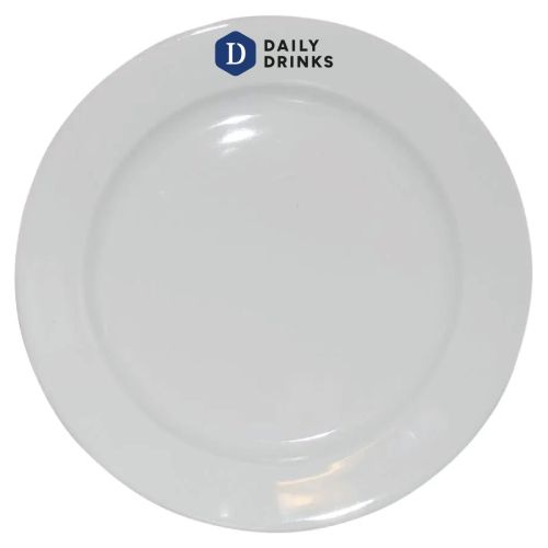 Porseleinen bord 30,5 cm bedrukt met meerkleurig DailyDrinks-logo op de brede rand.
